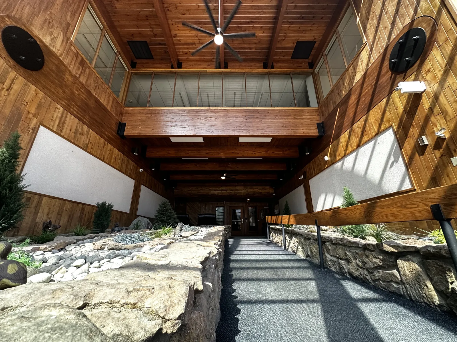 Lobby before renovation